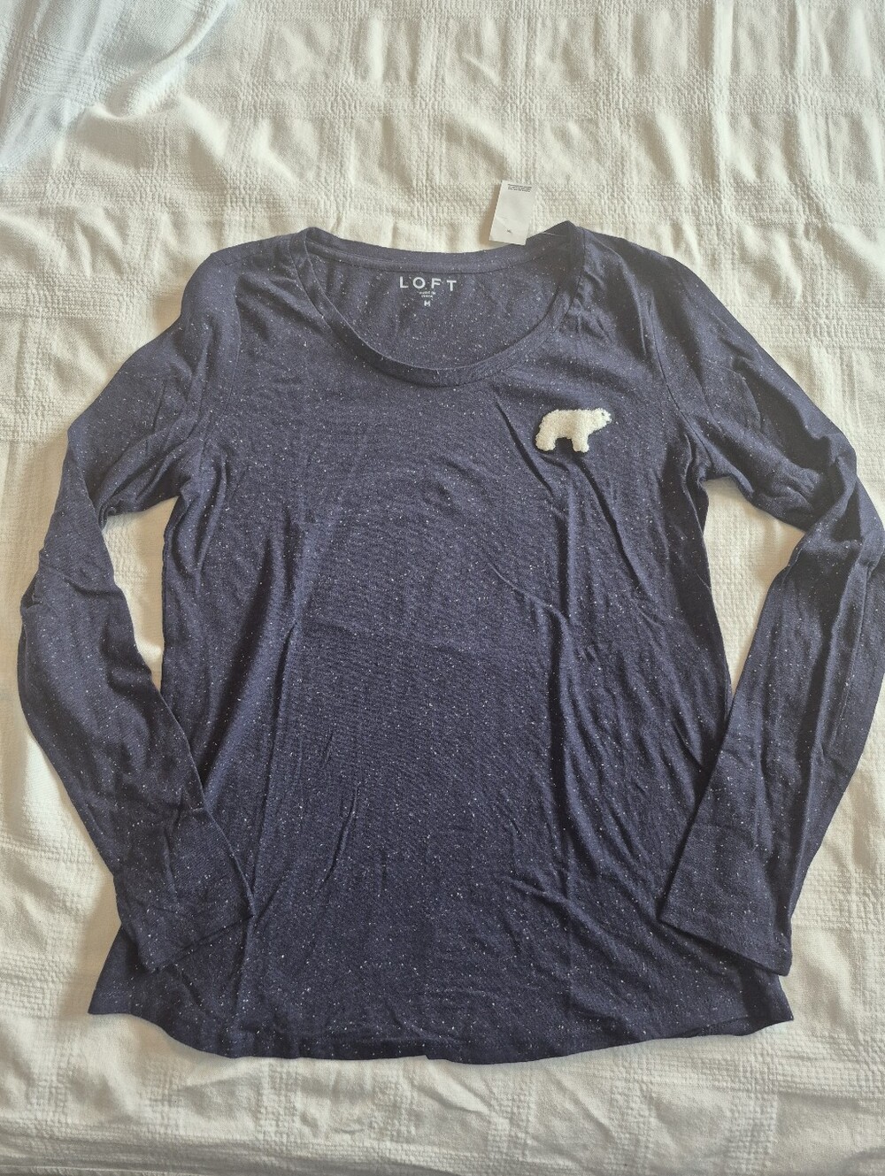 Loft women's Medium long sleeve shirt navy with white fleck bear applique NEW